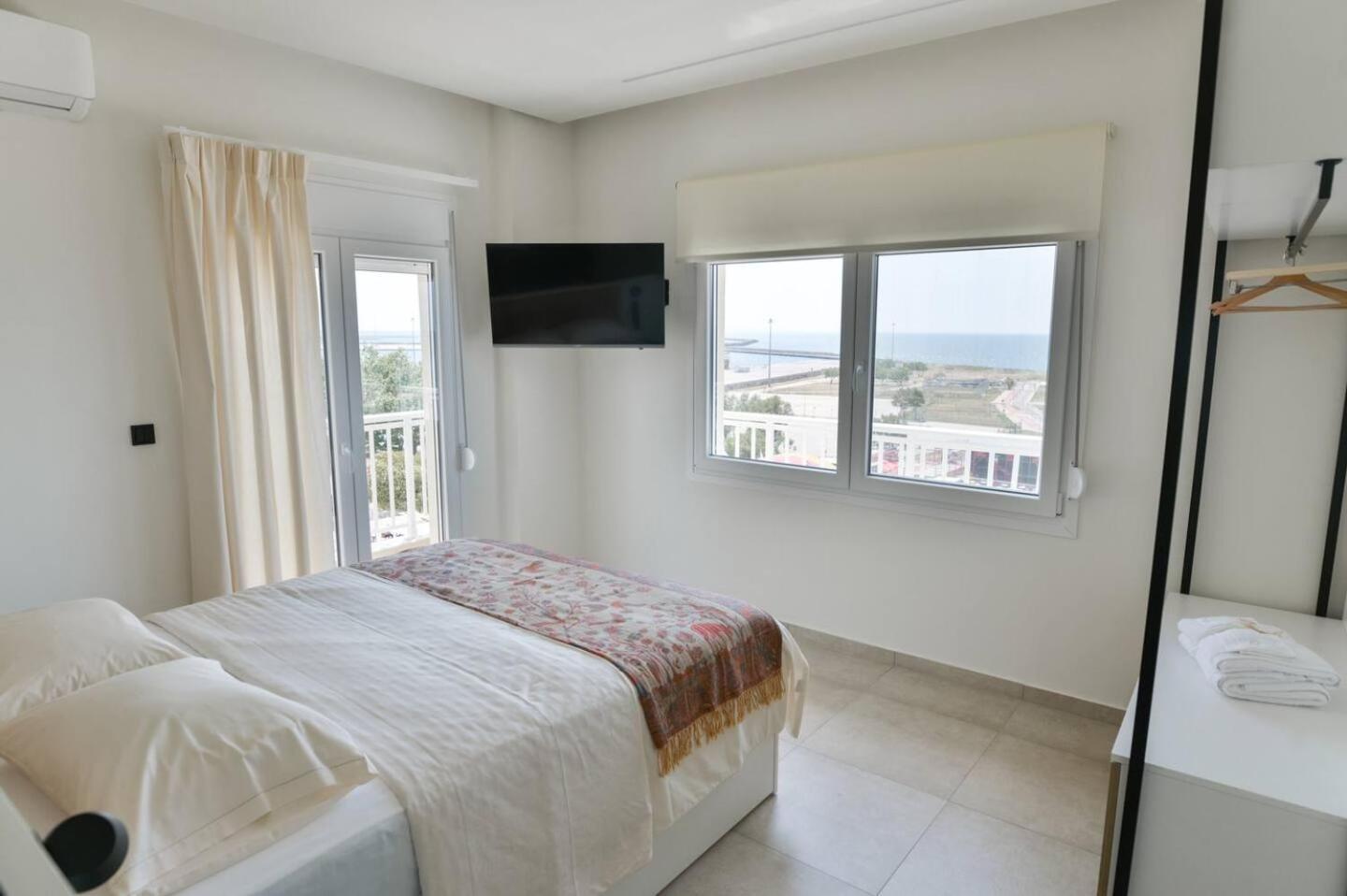 Lighthouse Apartments Александруполис Екстериор снимка